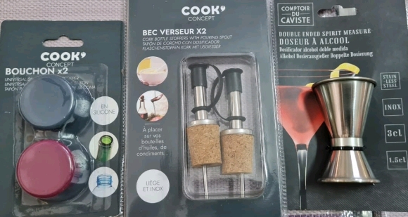 Distributeurs boissons et verseurs