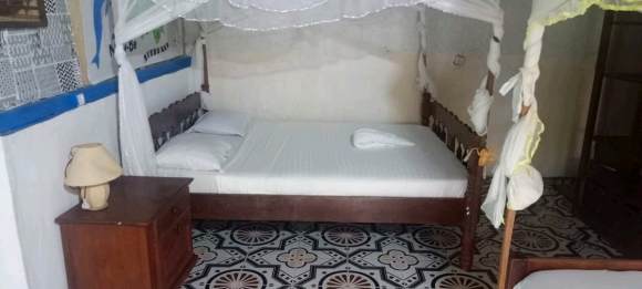Bungalows Piscine Bimoko