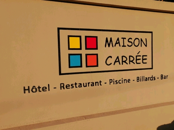 Hôtel Restaurant Maison Carrée