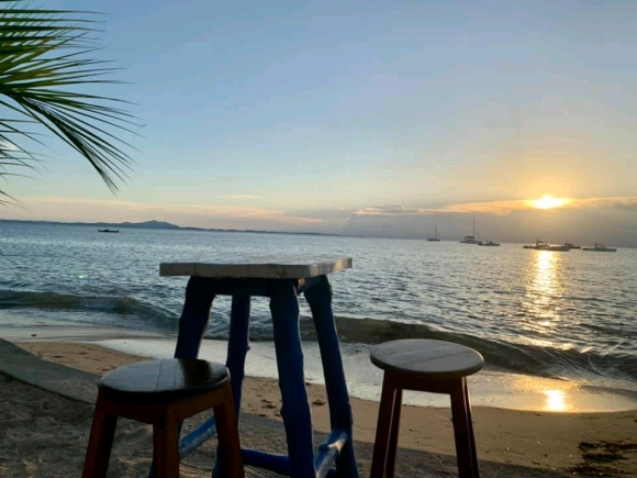 Beach Klub 22, restaurant, bar et plage privée